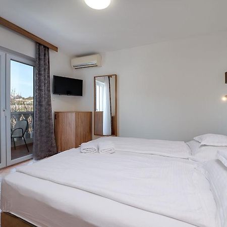 Bed&Breakfast Došen III Baška Exteriér fotografie